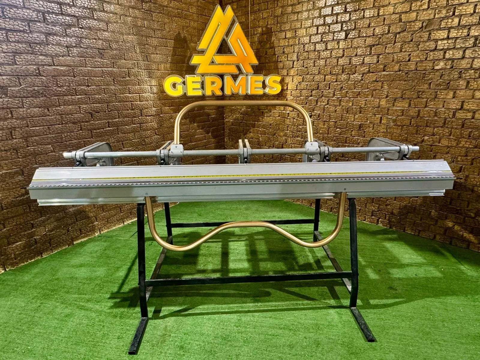 Листогиб Germes VM (IM855) 2,6 м